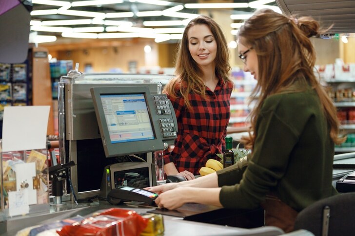 Navigating the Evolving Job Market with Artificial Intelligence Insights